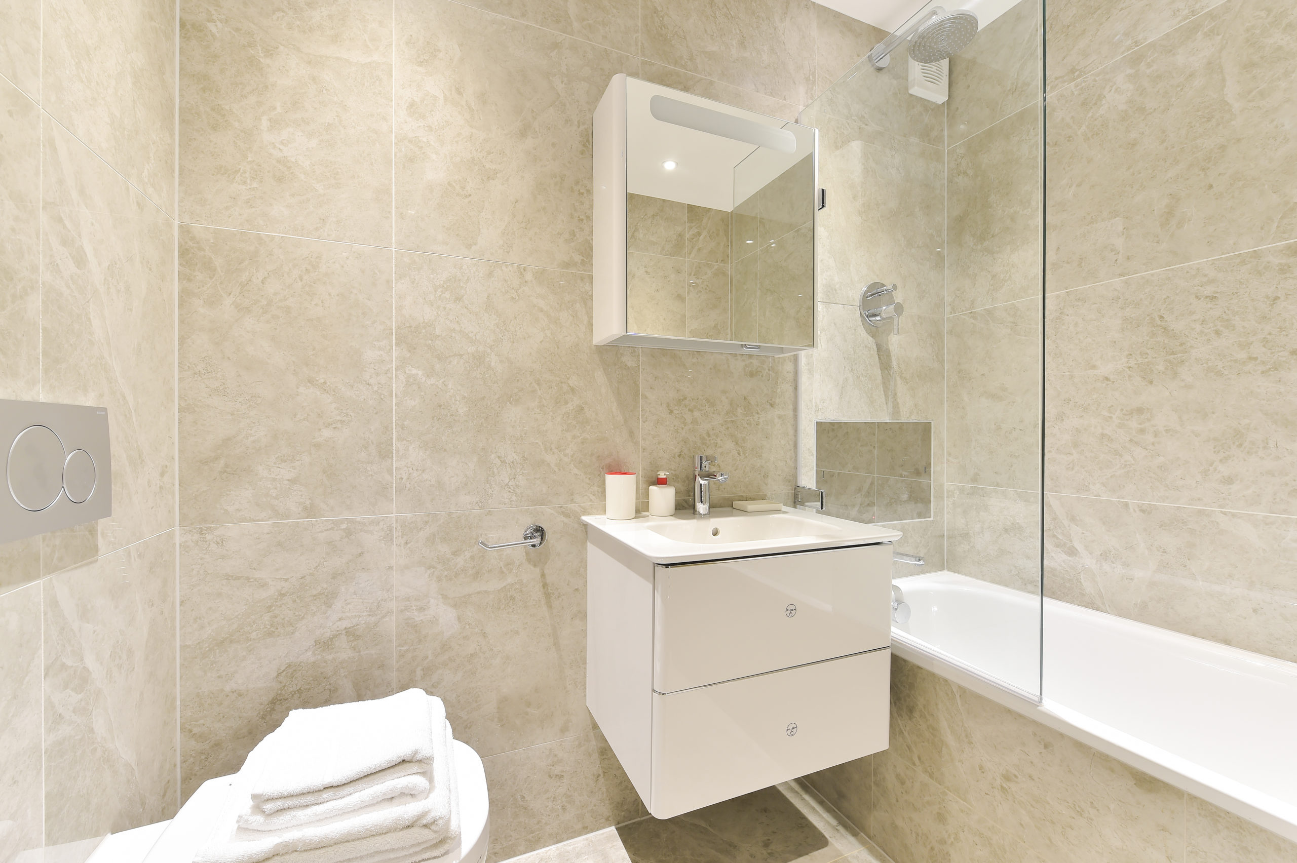 LW1 - Tower Bridge - 2BED 3